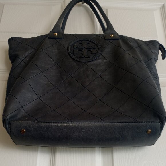Tory Burch Blue Quilted Leather Tote Handbag - Picture 3 of 12